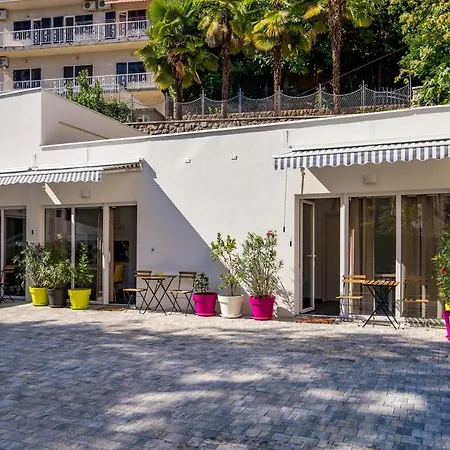 Bernie Opatija, Prime Location, Parking, Open All Year Round Ferienhaus