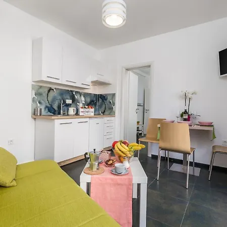 Ferienhaus Bernie Opatija, Prime Location, Parking, Open All Year Round *