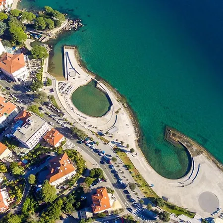 Ferienhaus Bernie Opatija, Prime Location, Parking, Open All Year Round