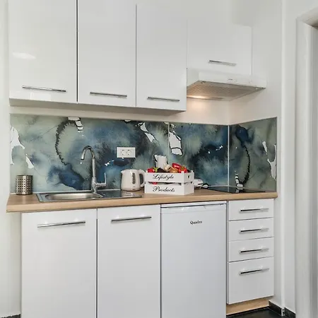 Bernie Opatija, Prime Location, Parking, Open All Year Round *
